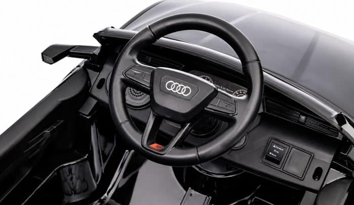 Дитячий електромобіль Audi SQ8 12V чорний з пультом керування Diego – фото 9